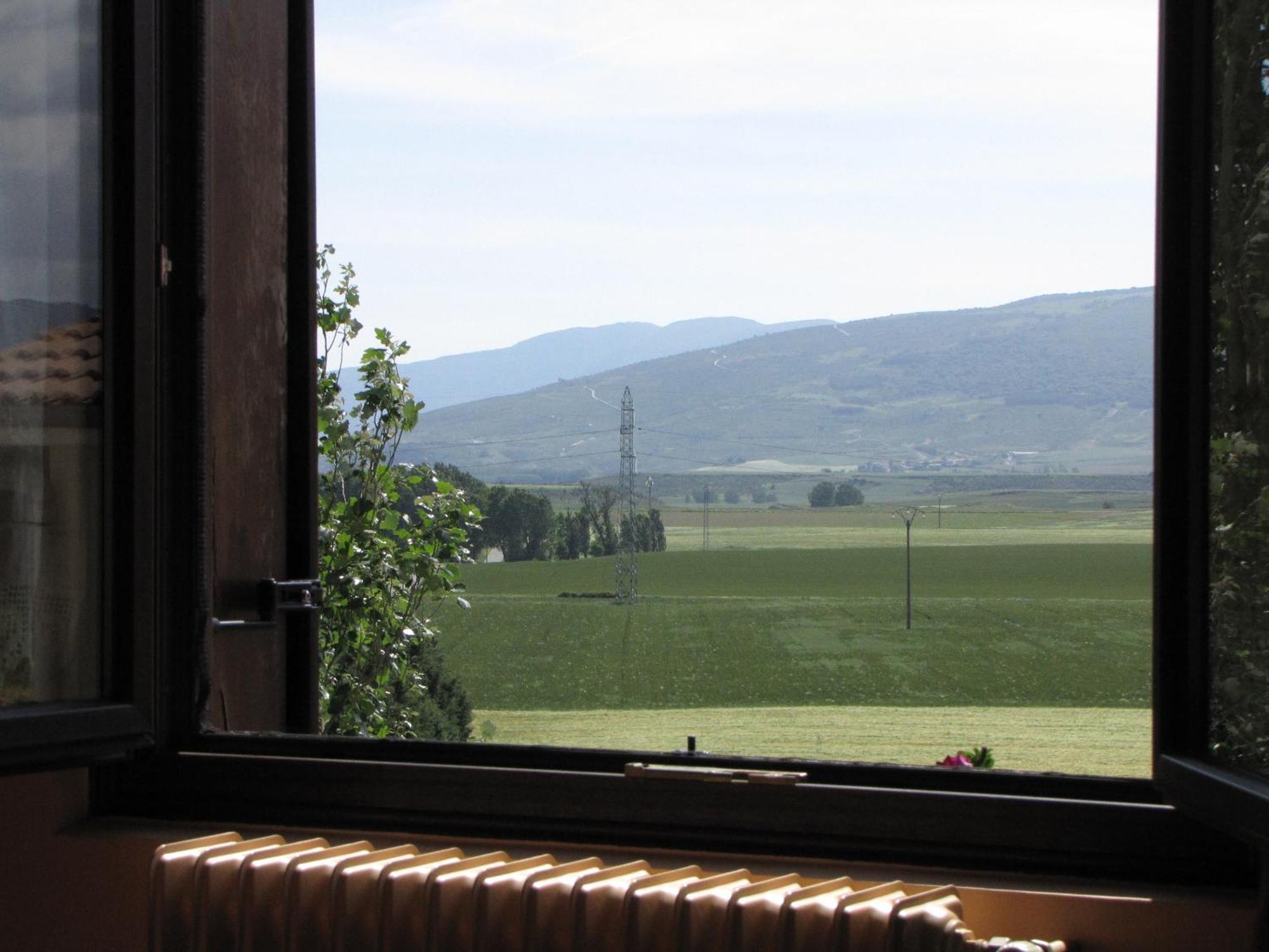 Hostal Rural Huartearena Iza 外观 照片
