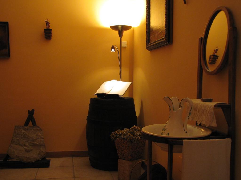 Hostal Rural Huartearena Iza 外观 照片